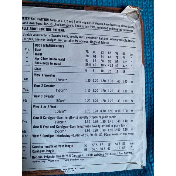 Simplicity sewing pattern  5173  top long sleeve vest - Picture 5 of 5